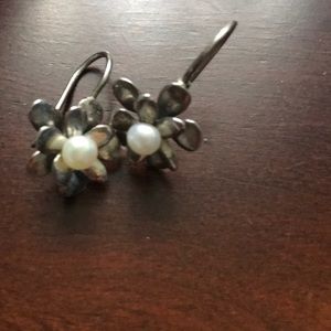 Silpada Love Bloom Earings